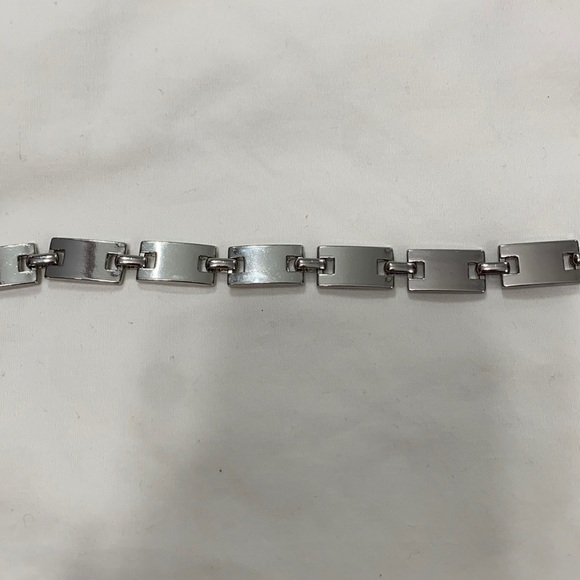 Silver Link Belt - Picture 3 of 4